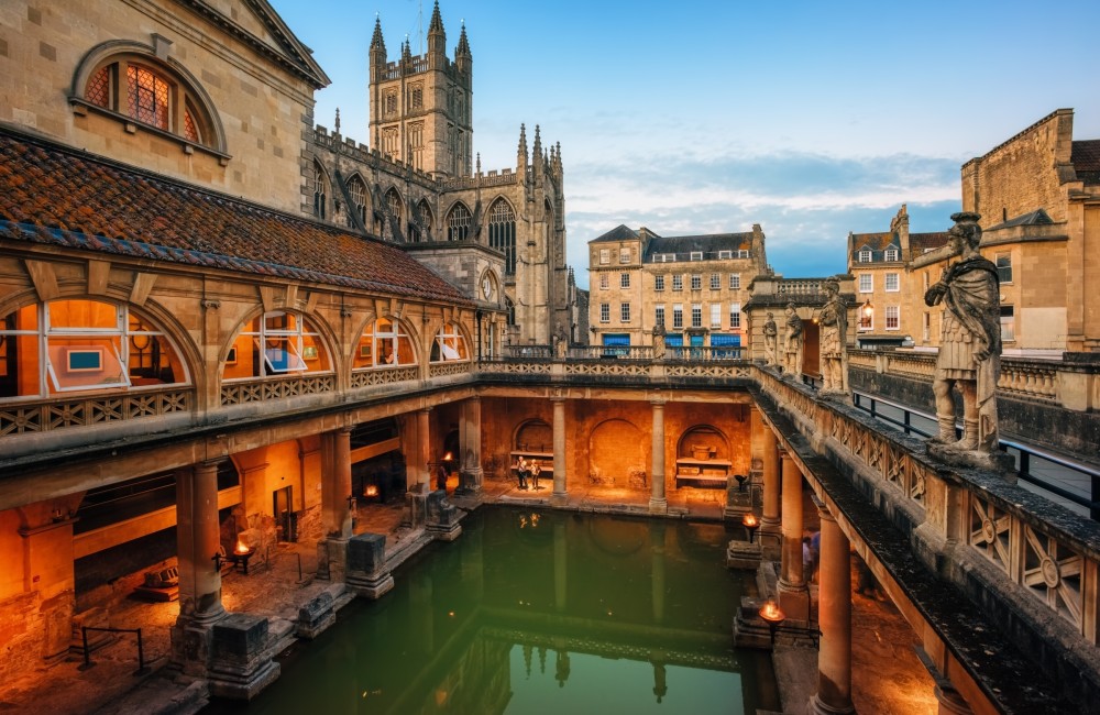 Roman baths in Bath, England. CREDIT: Shutterstock.com/Boris Stroujko.