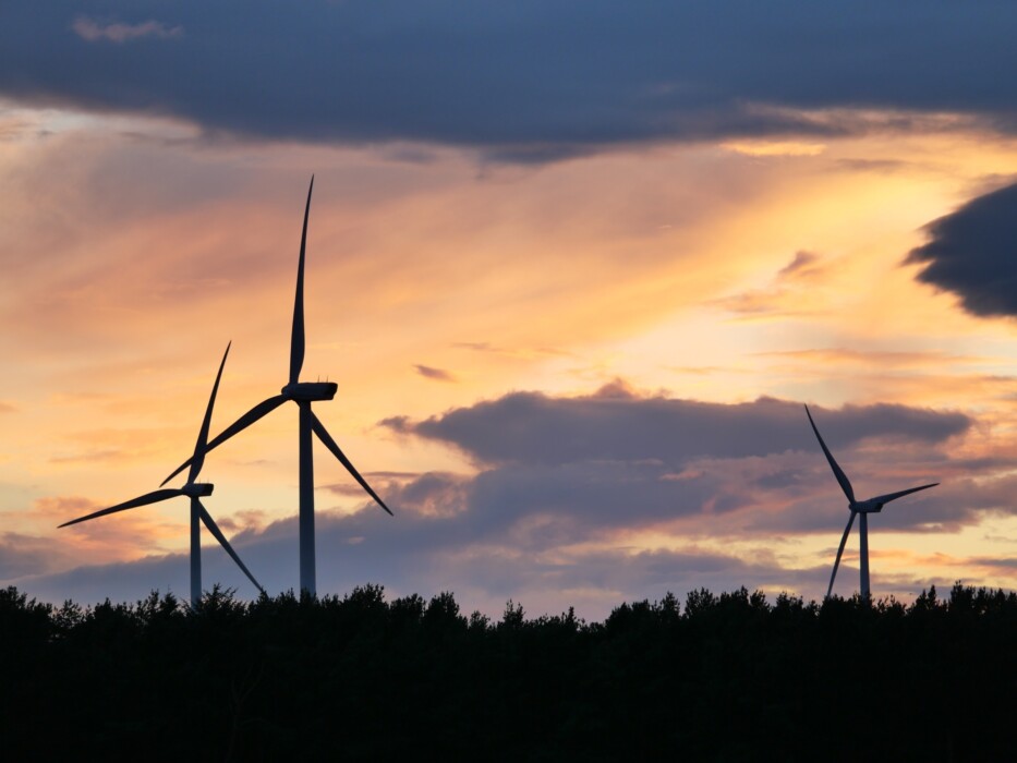 Wind turbines. CREDIT: Shutterstock.com/Dave Harrison-Ward.