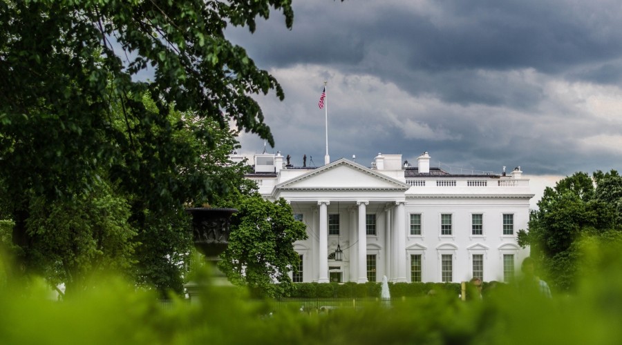 White House. CREDIT: Shutterstock.com/Manokhina Natalia